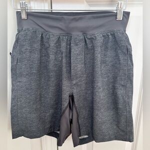 LULULEMON T.H.E. Short 9*Lux  Mens Size small  Active Sports Gym Workout